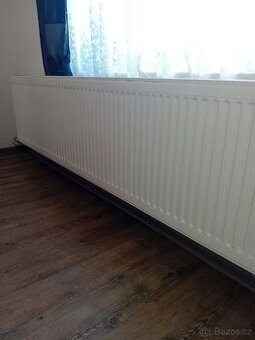 Deskový radiátor AIRFEL VK 33/500/2600, výkon 5405 W