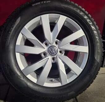 16"-NEJETÁ ZIMNÍ OBUTÁ KOLA 5x112 PASSAT B8+ČIDLA