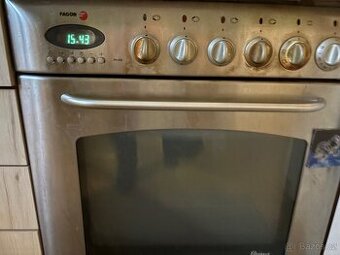 Vestavna trouba Fagor vč plynove desky