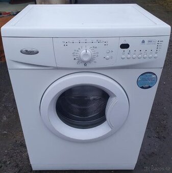 PRACKA WHIRLPOOL,BOCNI PLNENI,6KG,DISPLEJ,PLNE FUNKCNI,A+