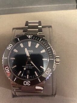 Hodinky Oris Aquis Date 43,5 mm