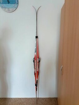 Běžecké lyže Peltonen