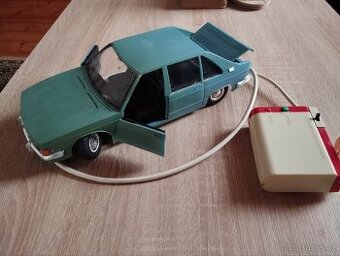 Tatra 613 chromka - 1