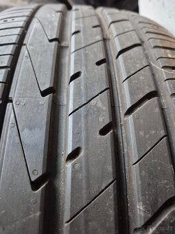 Letní pneu Hankook 235/50R19