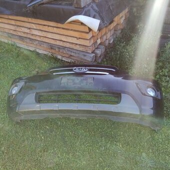 Kia carens přední nárazník maska