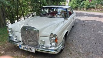 Mercedes w111 coupe rok 1962