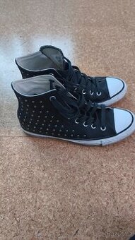 Converse a Lee Cooper dámské tenisky