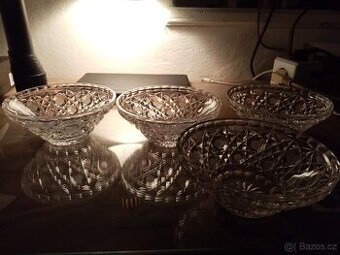 Prodám 4 misky broušene sklo