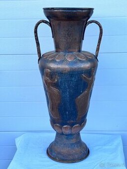 Starožitná  veliká měděná tepaná váza 19.stol.