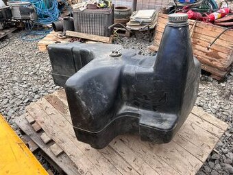 Palivová nádrž Zetor Forterra