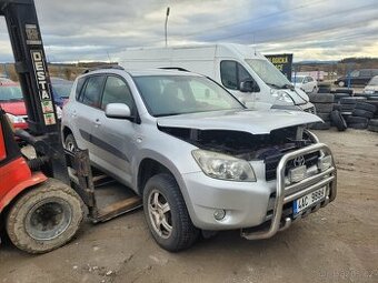 Náhradní díly - Toyota Rav4 2.2 100kw