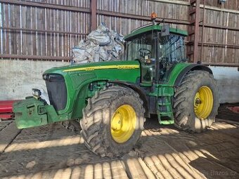 John Deere 8320