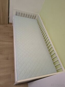 Dětská postel se zábranou IKEA