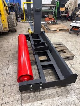 Rovnací lišta na bagr