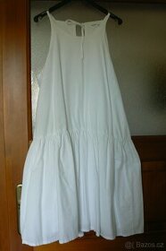 Bílé bavlněné letní šaty zn. Reserved - vel 12 / 40 / L