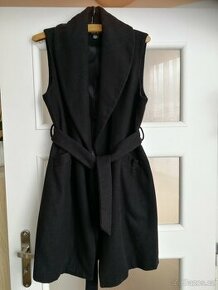 Prodám elegantní černou vlněnou vestu/kabát - 1