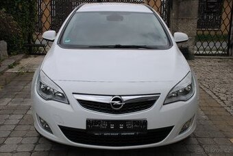 Opel ASTRA 1.4 TURBO 103kW - naj. 140 000km - po 1. majiteli