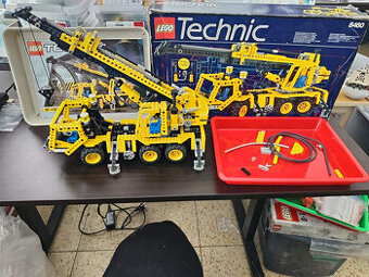 LEGO Technic 8460 Pneumatic Crane Truck +návod+box
