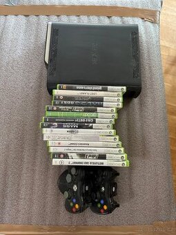 Xbox 360 + hry