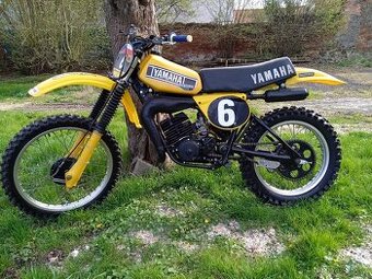 Yamaha YZ 125/Veterán motocross