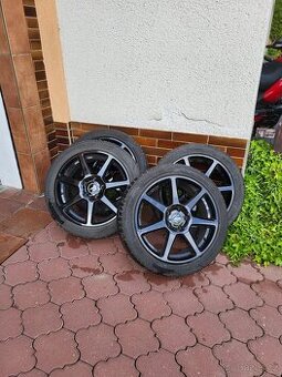 4xAl disky 17x7,5,5x114,3 mm+zimní pneu 225/45R17