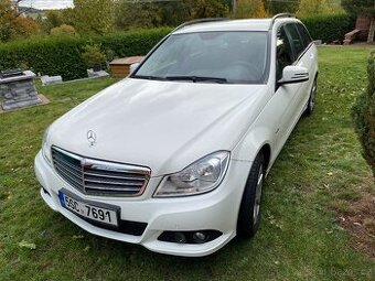 MERCEDES-BENZ C180 T CDi BlueEfficiency r.v 2012 naj.189.000
