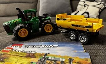 Lego Technics - 42136 John Deere 9620R 4WD Tractor