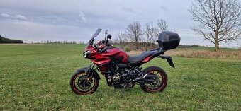 Yamaha MT 07 Tracer, najeto 9000km, výfuk Akrapovič