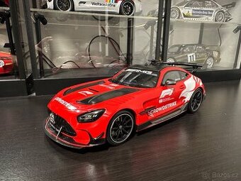Prodám Mercedes-Benz AMG GT Black series 1:18