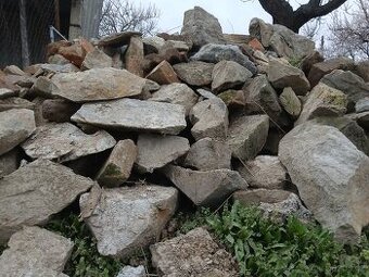 Kámen