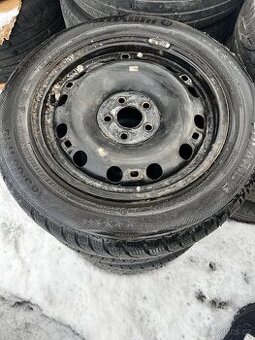 Sada zimní pneu 185/60 R15 5x100