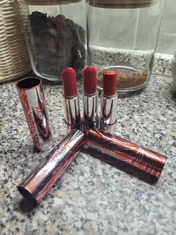 Hydratační rtěnky Magnetique zn. Dermacol, č.12 a 2x14