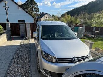 Wolksvagen Caddy 2.0 TDi.  Automat
