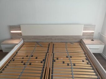 Postel 160x200 cm