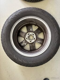 Sada Volvo s pneu Nokian 215/65 R16