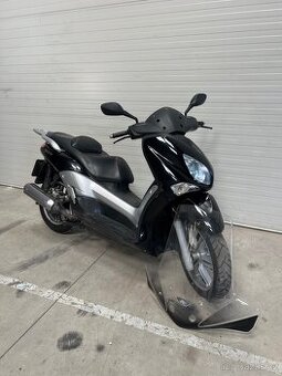 Yamaha X-City 250i, r.v. 2008, 35t.km.