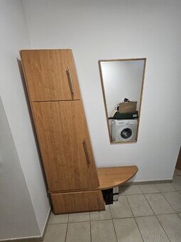 Botnik satni skrin za odvoz