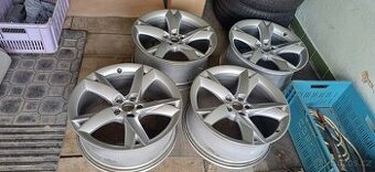Audi Orig disky R19 - Nový lak
