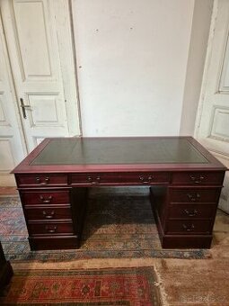 LUXUSNÍ PSACÍ STŮL PROSTOROVÝ CHESTERFIELD