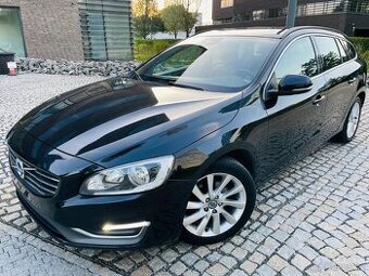 Volvo V60 2.0D3 5VÁLEC MANUÁL LED TAŽNÉ SENZORY FACELIFT