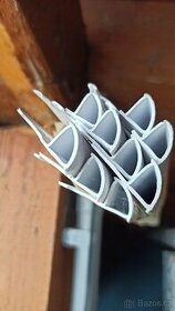 Lišty bílé plastové ukončovací