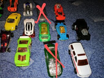 Autíčka Hot Wheels