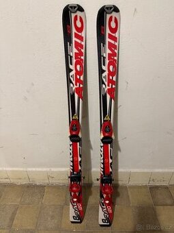 Lyže atomic race 120 cm + boty 24-24,5