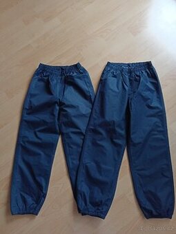 Nové kalhoty do deště Tchibo 134/140