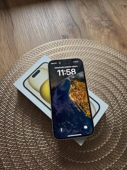 Prodám žlutý Apple IPhone 15 128GB