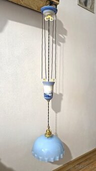 Dvoukladkový stahovací lustr s velkým výběrem stínítek