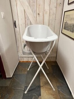 Dětská vanička se stojánkem Bébe jou