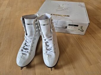 Dívčí lední brusle Crowned 36