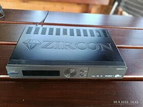 Satelitní přehrávač