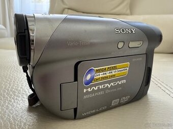 Sony Handycam DCR-DVD205 NOVÁ nepoužitá TOP STAV